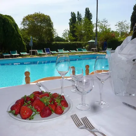 Hotel Il Cacciatore 3*