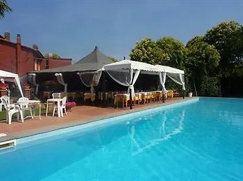 Отель Il Cacciatore 3*